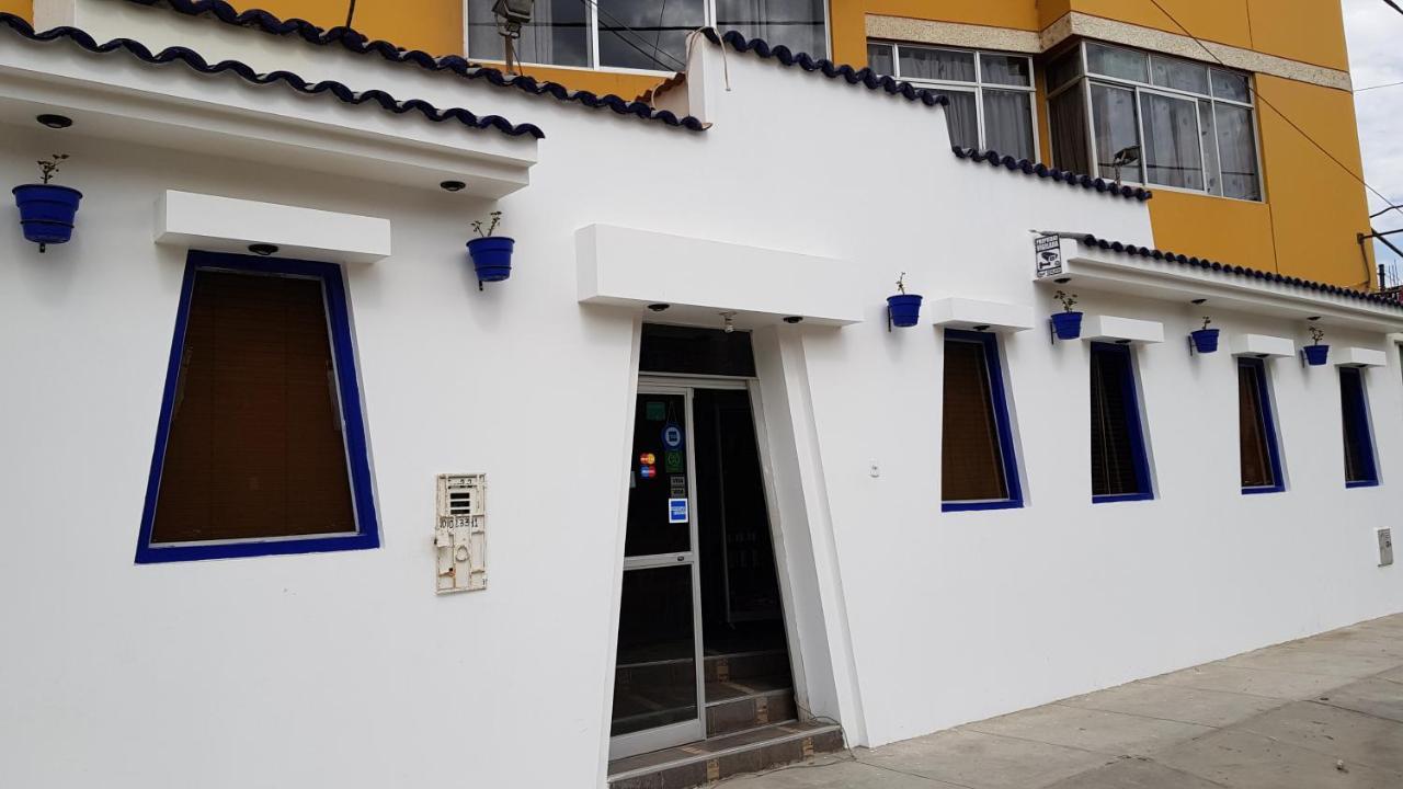 Hotel Ollanta Ica Bagian luar foto