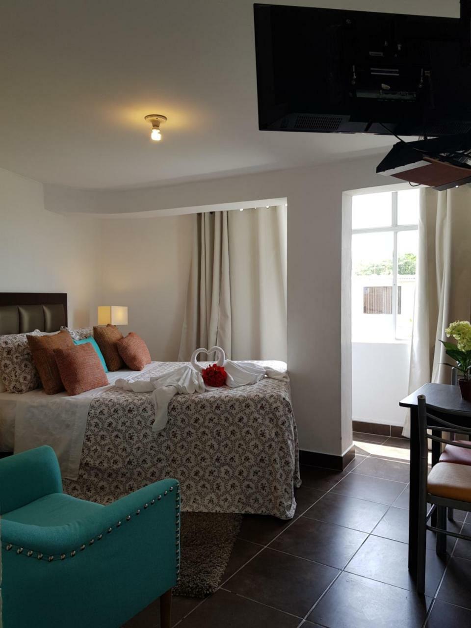 Hotel Ollanta Ica Bagian luar foto